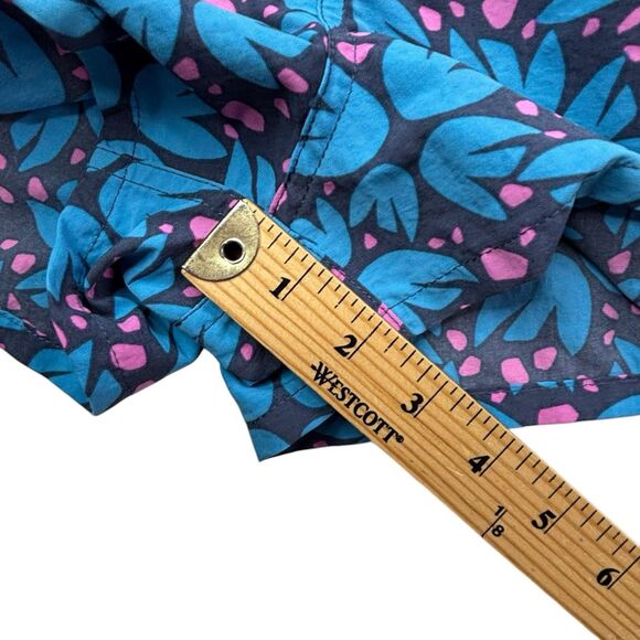 Patagonia Womens Small Barely Baggies 2.5" Shorts Pollen Confetti Dolomite Blue - Picture 9 of 16